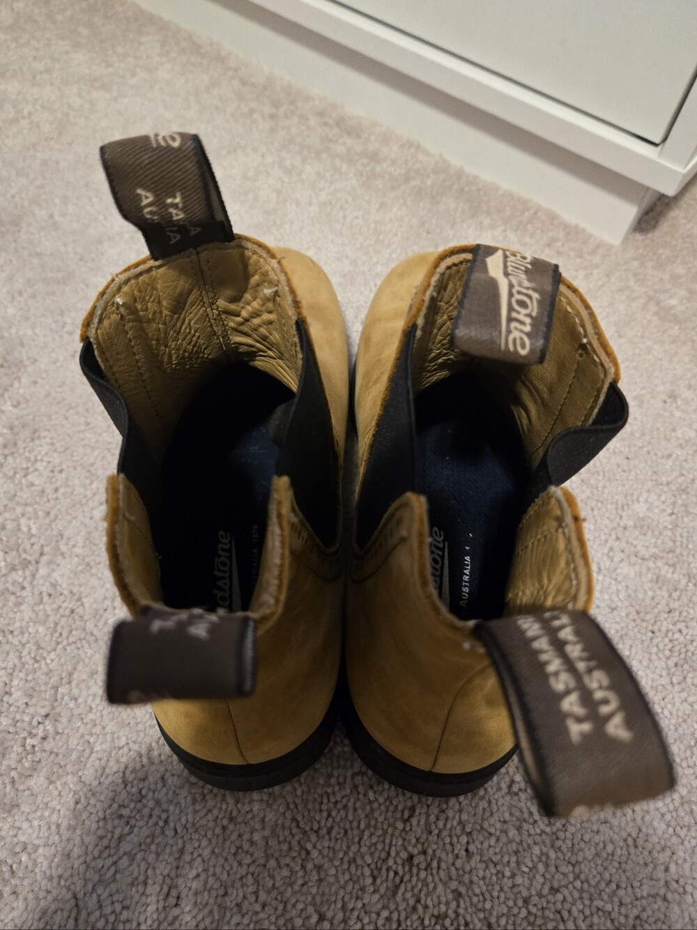 Blundstone Yellow Tan Chelsea Ankle Boots - Picture 6 of 9